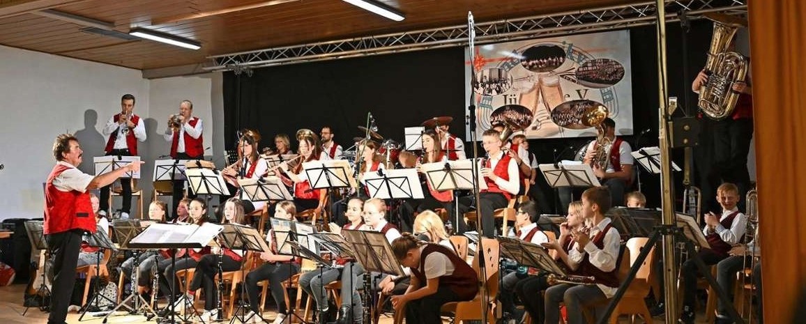 Das Orchester beim Abschlusskonzert 2024