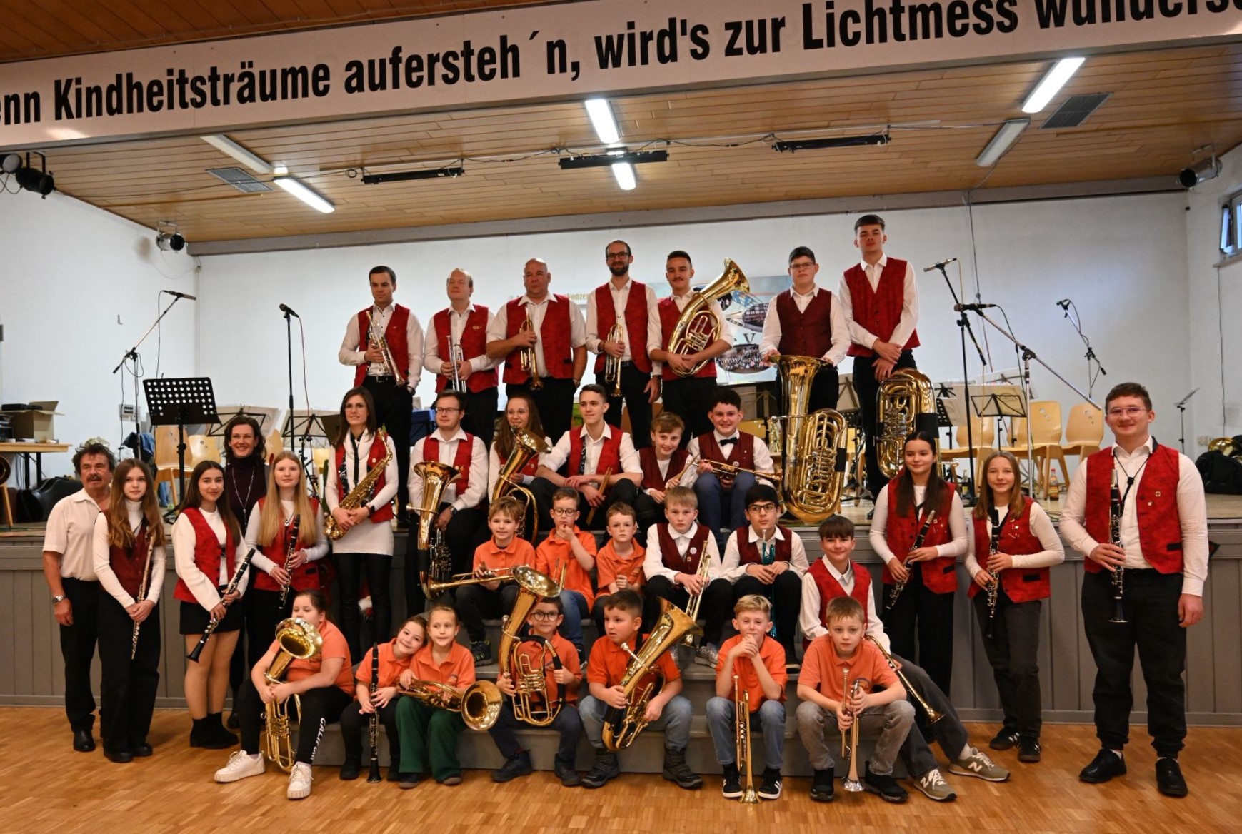Mitglieder des JMV beim Abschlusskonzert 2025